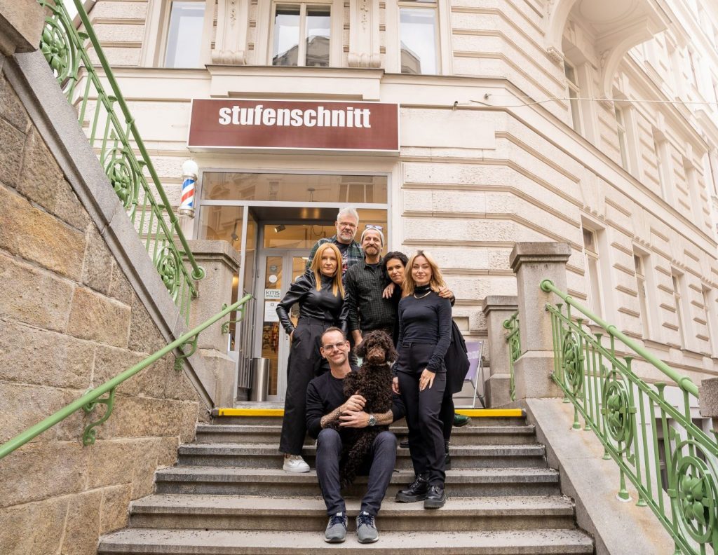 Das Stufenschnitt Team